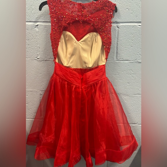 Red beaded top cocktail dress.no tags never worn. - Picture 2 of 2